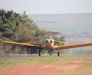 PIPER PAWNEE PA25-260 (PUELCHE)